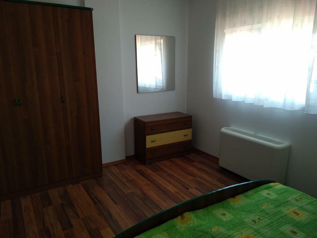 Apartments Palit Раб Екстериор снимка