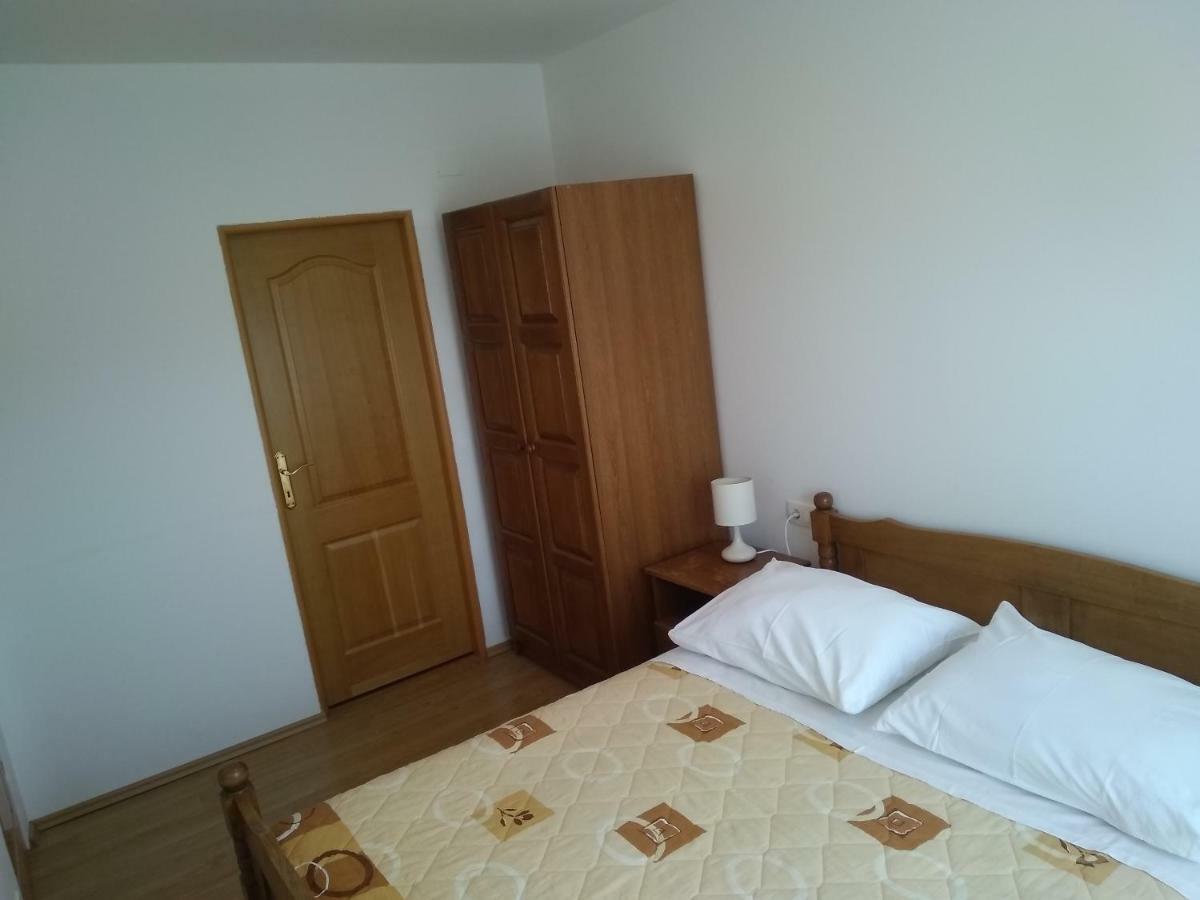 Apartments Palit Раб Екстериор снимка
