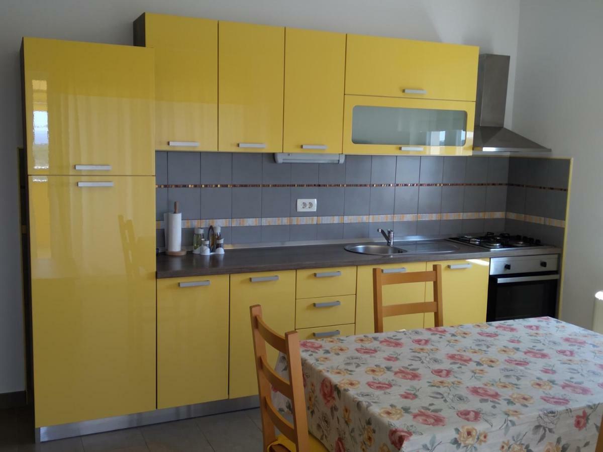 Apartments Palit Раб Екстериор снимка