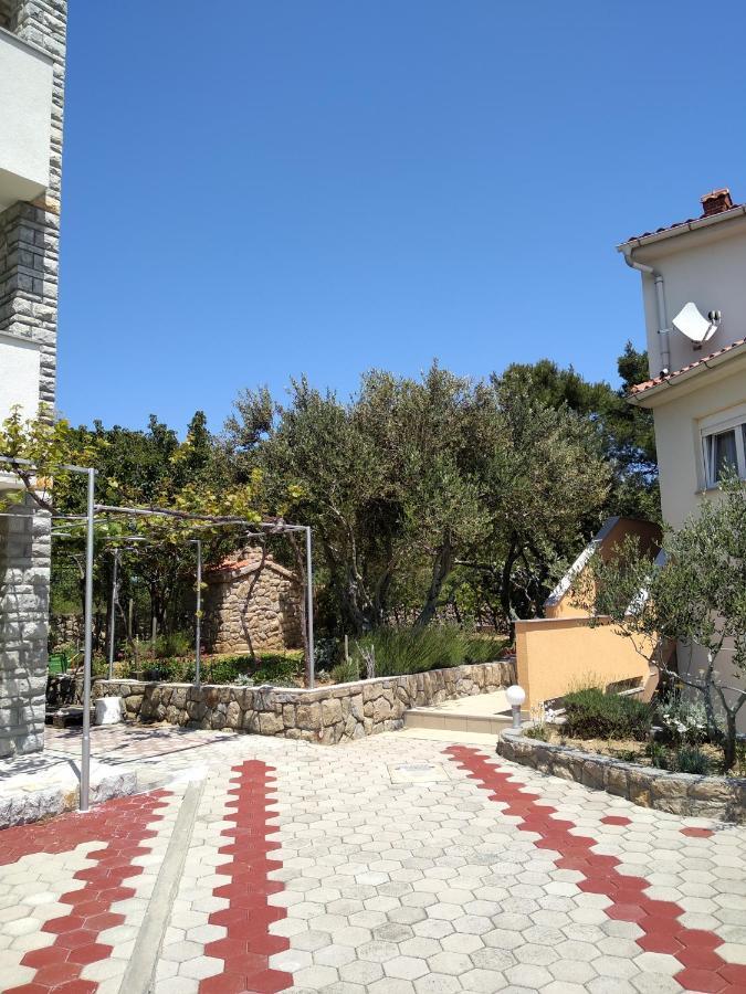 Apartments Palit Раб Екстериор снимка